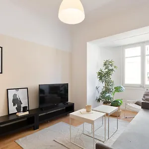 Santiago By Olala Homes , L'Hospitalet de Llobregat Spagna